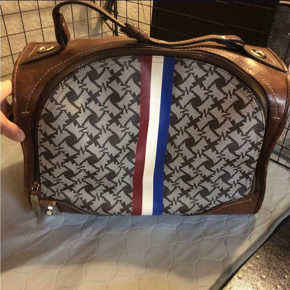 Juicy couture animal carrier purse